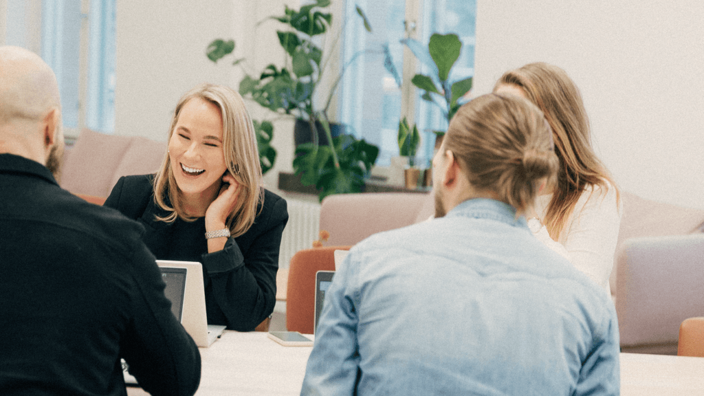 Integrata – ESG ja HR- ja palkkajärjestelmät